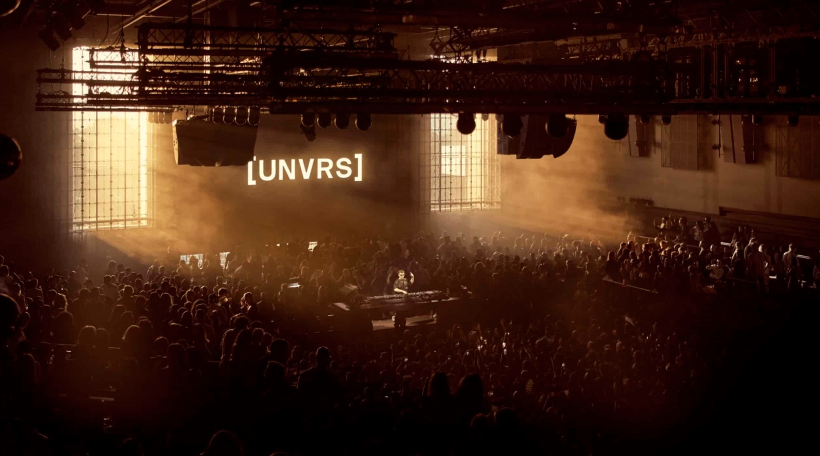 UNVRS Club