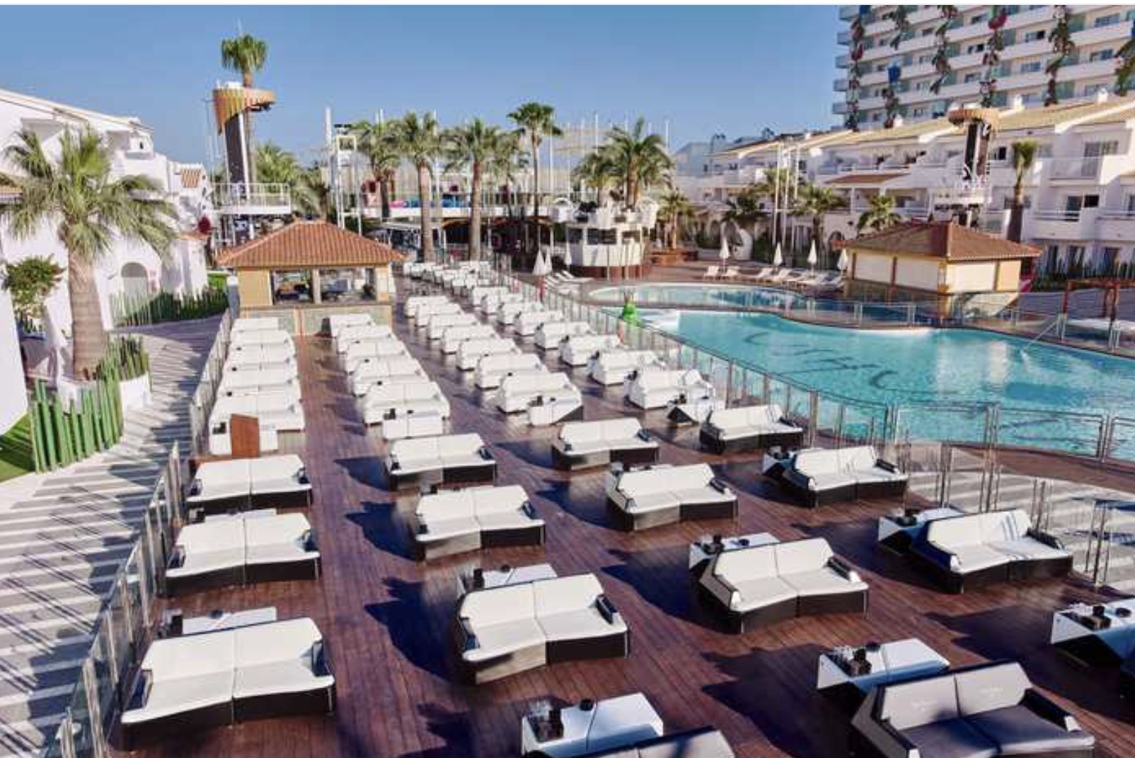 Ushuaïa VIP Table